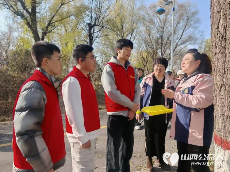 春暖社区（三）晋中新青年高校志愿者联合服务中心组织成员团体11月在长期对接的社区志愿服务活动 - 第2张