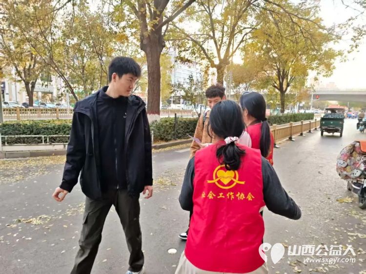 春暖社区（三）晋中新青年高校志愿者联合服务中心组织成员团体11月在长期对接的社区志愿服务活动 - 第10张