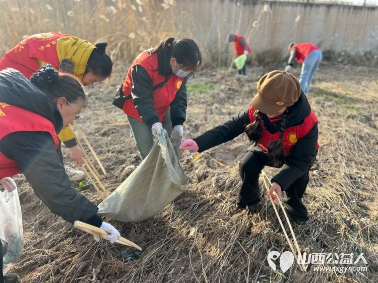 保护母亲河阳泉义工在行动 2025年11月阳泉市义工联合会组织24名义工和民间巡河员保护母亲河巡河净滩活动在白羊墅湿地公园开展 - 第7张
