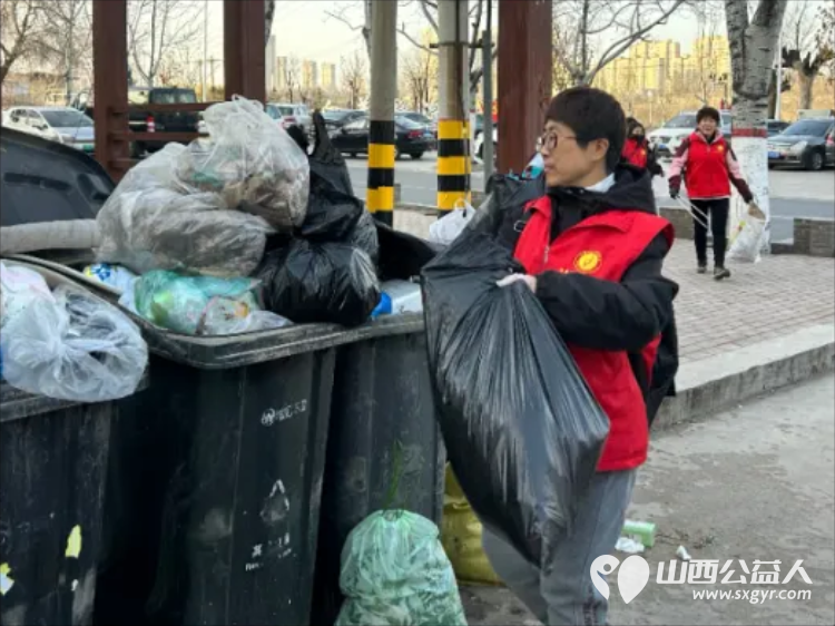 保护母亲河阳泉义工在行动 2025年11月阳泉市义工联合会组织24名义工和民间巡河员保护母亲河巡河净滩活动在白羊墅湿地公园开展 - 第23张
