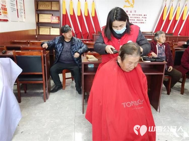 介休市敬老协会敬老爱老助老活动2025年11月22日在连福镇东湖龙村举行为全村60岁以上所有老人免费理发体检 - 第26张