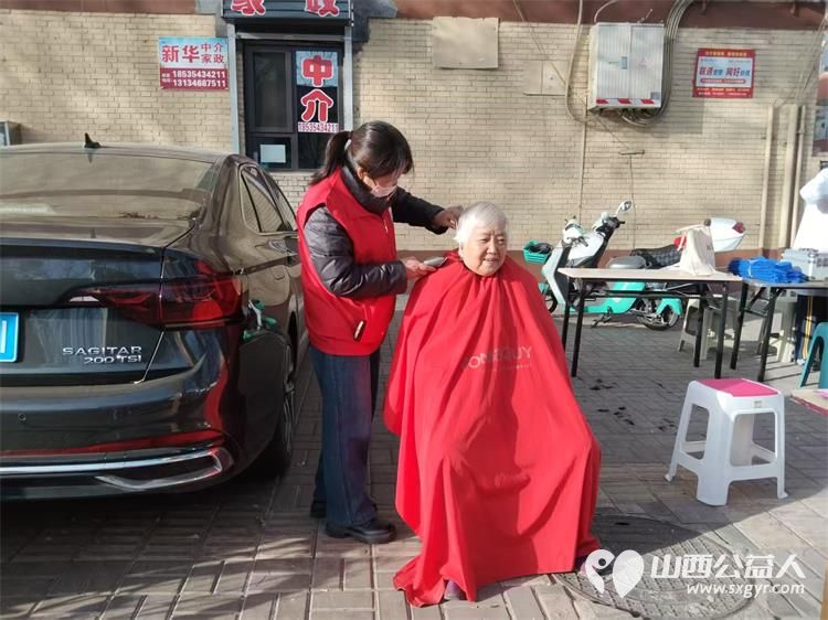 介休市敬老协会组织志愿者2025年11月26日走进介休市北关街道体育路社区为社区所有老人爱心理发义诊 - 第28张 - 山西公益人 介休市敬老协会组织志愿者2025年11月26日走进介休市北关街道体育路社区为社区所有老人爱心理发义诊 - 第28张