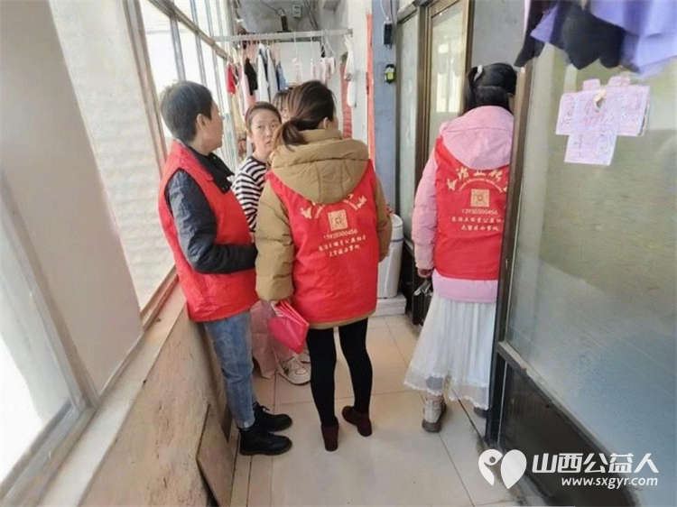 坚强面对战胜病魔爱心助力早日康复 屯留正能量公益协会对屯留区两个重疾孩子（白血病和骨瘤）进行登门慰问帮扶各送上一千元的慰问金 - 第6张