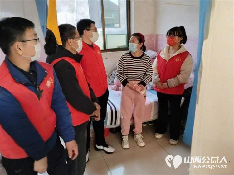 坚强面对战胜病魔爱心助力早日康复 屯留正能量公益协会对屯留区两个重疾孩子（白血病和骨瘤）进行登门慰问帮扶各送上一千元的慰问金 - 第7张