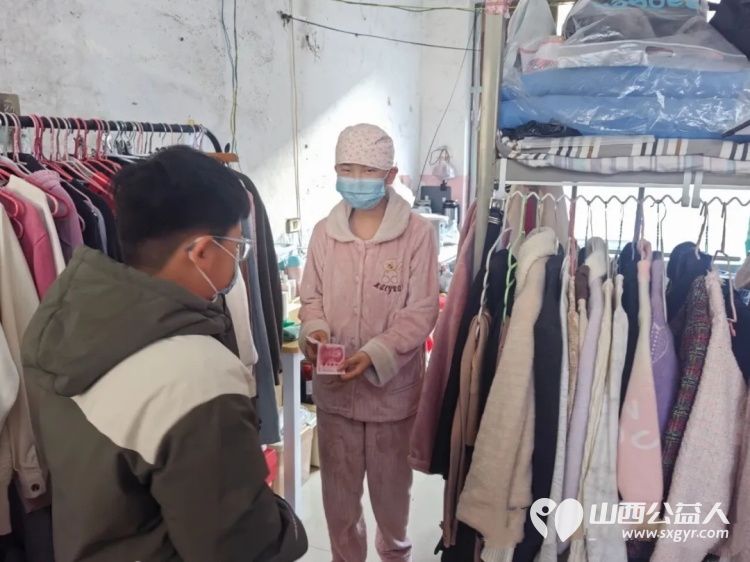 坚强面对战胜病魔爱心助力早日康复 屯留正能量公益协会对屯留区两个重疾孩子（白血病和骨瘤）进行登门慰问帮扶各送上一千元的慰问金 - 第3张