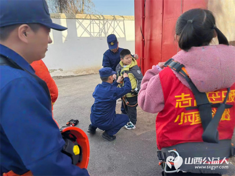消防守护暖心同行----杏花岭区青志协举办消防志愿服务活动，感谢太原市消防救援支队“火焰蓝”的温度 - 第13张