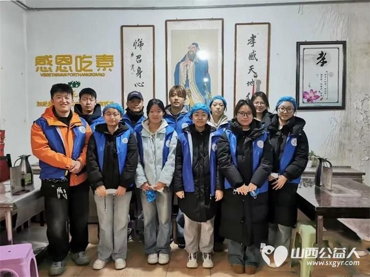 可爱的雨点----长治市小雨点公益志愿者协会来隆福饭店免费素食餐厅（原雨花斋二部）免费理发免费供餐 - 第1张