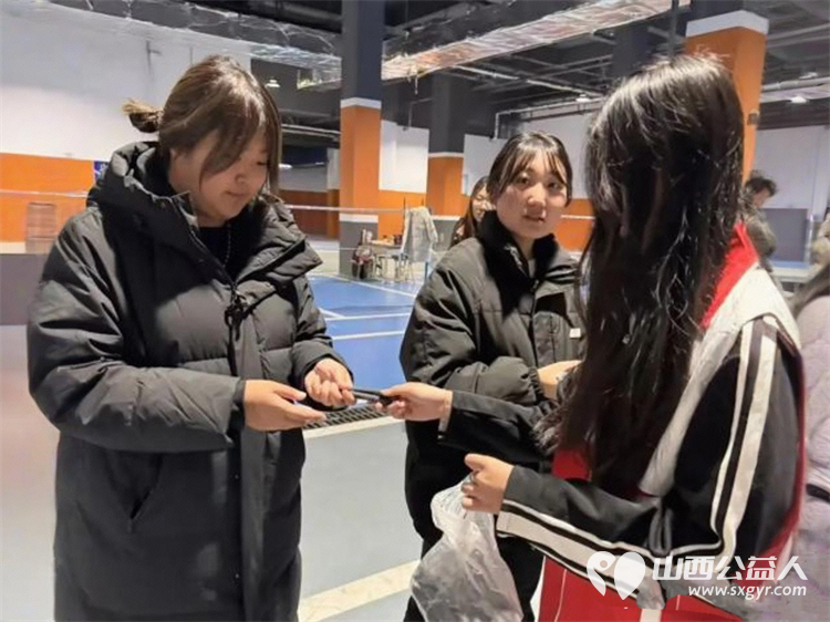 汇聚志愿红力量共建美好社会 国际志愿者日忻州市红十字会联合忻州师院开展志愿服务活动动员更多学生加入红十字志愿队伍 - 第4张