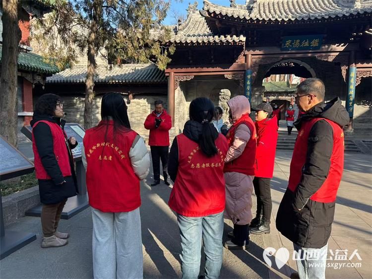 晋商文脉旁志愿暖人心晋商博物院联合太原市杏花岭区府东街社区,杏花岭区杏花红志愿服务中心组织志愿者开展环境整治+文化浸润特色志愿活动 - 第17张