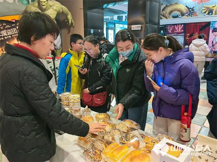 凝聚公益力量共享治愈时刻 太原市龙城义工组织志愿者陪伴儿童福利院孩子们观看电影《疯狂动物城2》 - 第3张 - 山西公益人 凝聚公益力量共享治愈时刻 太原市龙城义工组织志愿者陪伴儿童福利院孩子们观看电影《疯狂动物城2》 - 第3张