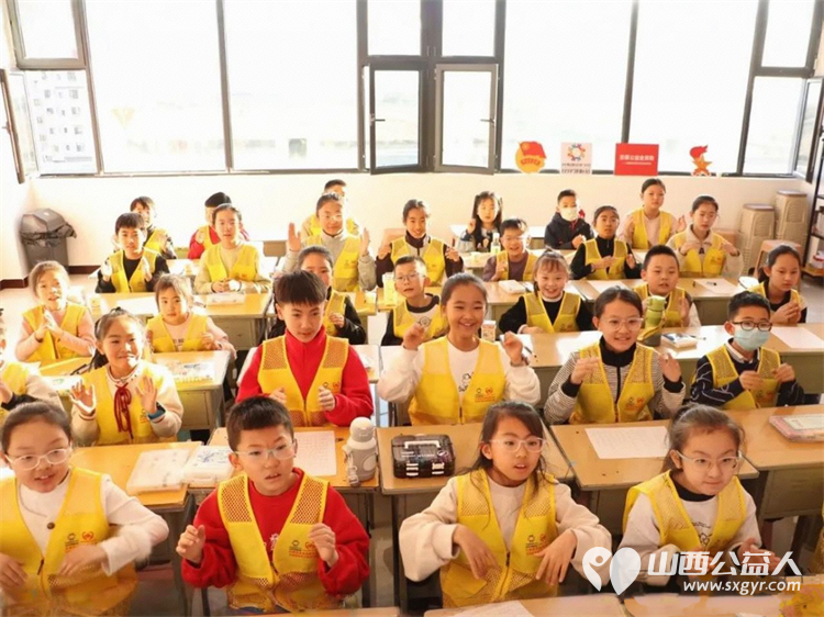 共青团·伙伴计划----追寻红色足迹传承时代薪火浑源县青年志愿者协会在浑源县开展青少年思想引领公开课活动 - 第2张