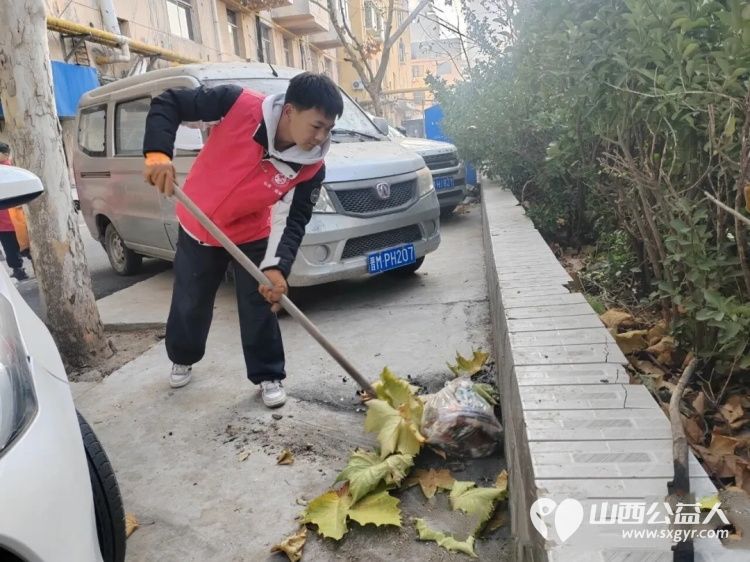 小清扫撬动大治理----盐湖区志愿者协会在运城市干休所家属院开展了社区环境保护志愿服务活动使小区环境焕然一新 - 第12张