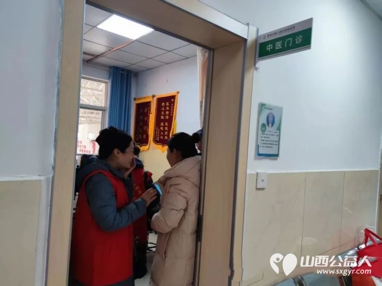 晋城市慈善总会同行志愿服务队12.5国际志愿者日活动为社区老年朋友们提供义诊义务理发等志愿服务为志愿者送上免费体检福利 - 第6张