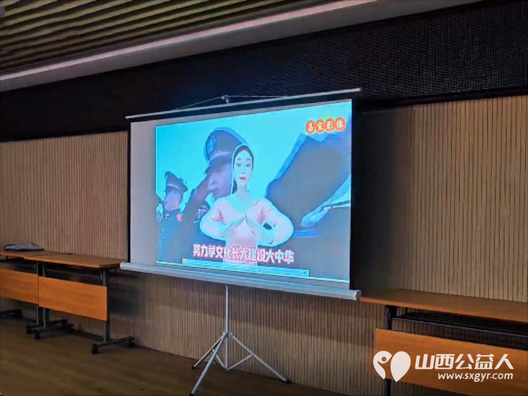 临汾近百名志愿者沉浸式体验…临汾市志愿服务联合会、市护苗爱心志愿服务队组织学生志愿者开展国家公祭日主题活动缅怀遇难同胞致敬革命先烈 - 第21张