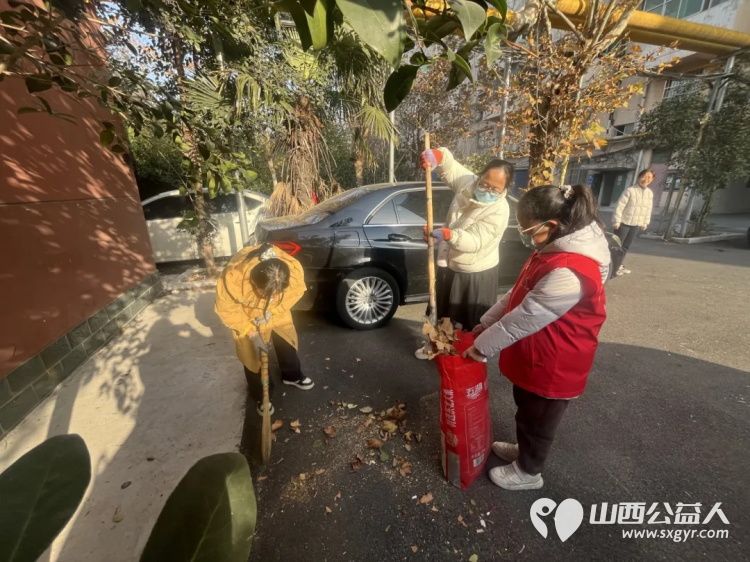 小清扫撬动大治理----盐湖区志愿者协会在运城市干休所家属院开展了社区环境保护志愿服务活动使小区环境焕然一新 - 第19张