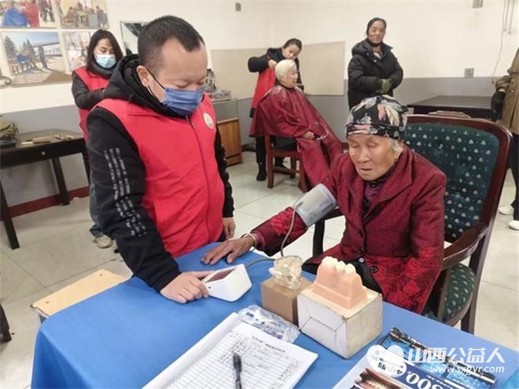 介休市敬老协会孝善行之敬老爱老助老活动2025年12月10日在介休市连福镇邬城店村为所有老人爱心理发义诊 - 第12张