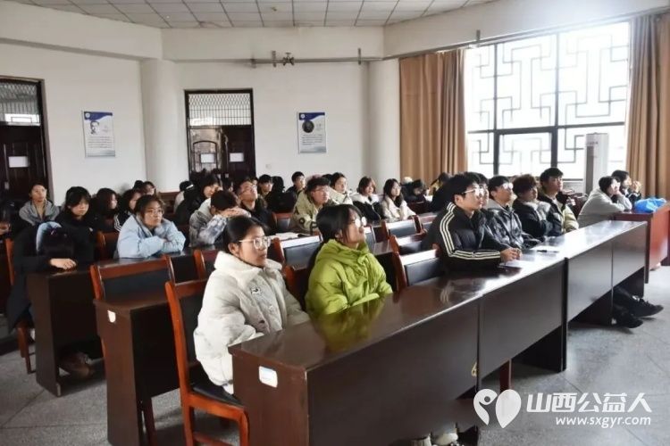 志愿精神进校园|盐湖区志愿者协会走进运城学院开展志愿宣讲向青年学子们展现了新时代志愿者的使命与担当 - 第3张 - 山西公益人 志愿精神进校园|盐湖区志愿者协会走进运城学院开展志愿宣讲向青年学子们展现了新时代志愿者的使命与担当 - 第3张