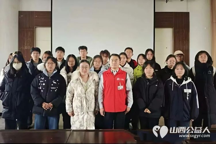 志愿精神进校园|盐湖区志愿者协会走进运城学院开展志愿宣讲向青年学子们展现了新时代志愿者的使命与担当 - 第1张 - 山西公益人 志愿精神进校园|盐湖区志愿者协会走进运城学院开展志愿宣讲向青年学子们展现了新时代志愿者的使命与担当 - 第1张
