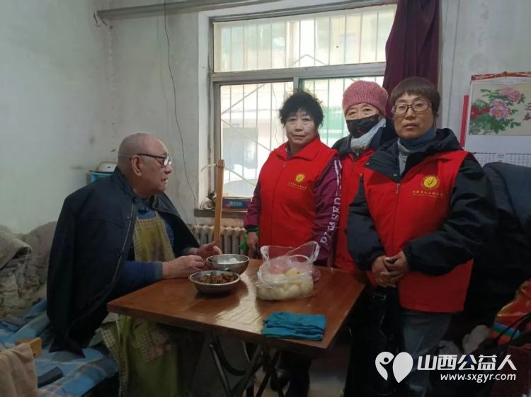 阳泉市义工联合会组织志愿者2025年11月在幸福家园敬老服务活动中为10位服务对象提供了志愿服务 - 第11张