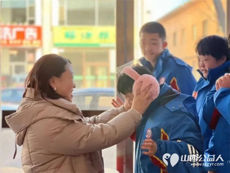 朔州市南城街道新时代文明实践所民俗文化体验日项目系列之情暖冬至爱伴童心文明实践活动走进慧灵---尚德乐智障人士服务中心 - 第18张