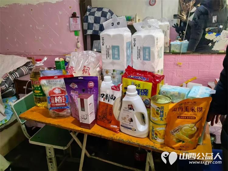 让志愿之光温暖每一个角落----太原市龙城义工志愿者团队走进太原困境家庭慰问活动慰问了五保户残障群体困境家庭 - 第10张