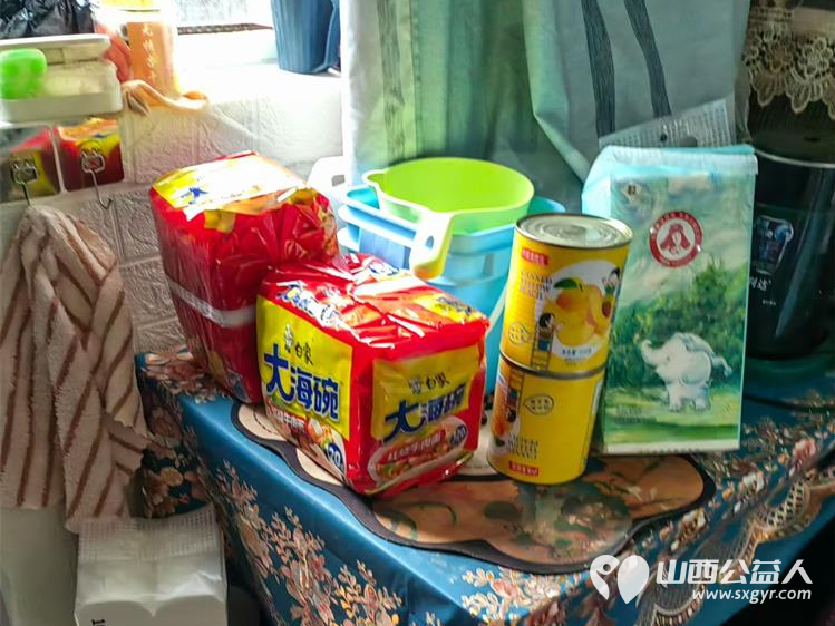 让志愿之光温暖每一个角落----太原市龙城义工志愿者团队走进太原困境家庭慰问活动慰问了五保户残障群体困境家庭 - 第12张