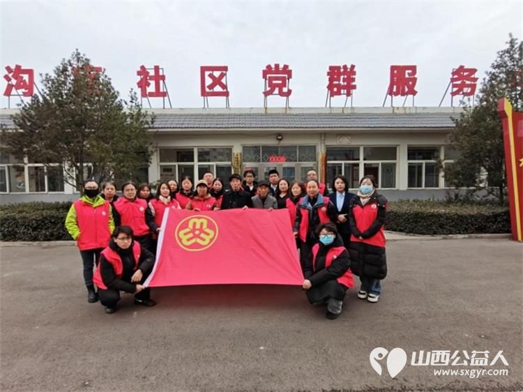 介休市敬老协会孝善行之敬老爱老助老活动2025年12月20日走进张兰镇沟底村在村委为60岁以上所有老人理发体检 - 第2张