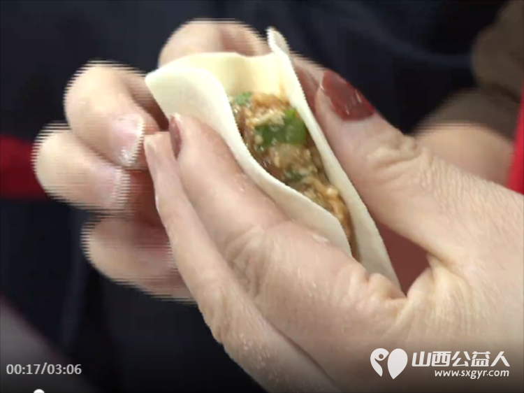 情暖冬至 饺香传爱——五寨县总工会联合沣泽大酒店开展冬至送温暖活动将一碗碗热气腾腾的饺子递到一线劳动者手中切实当好广大职工的娘家人 - 第6张