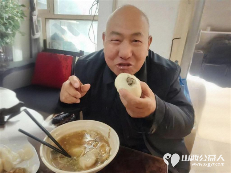 一份免费餐温暖两代人----长治市和平医院墙外的暖心食堂山西省长治市雨花斋二部九年来持续为和平医院住院家属提供免费素食 - 第13张 - 山西公益人 一份免费餐温暖两代人----长治市和平医院墙外的暖心食堂山西省长治市雨花斋二部九年来持续为和平医院住院家属提供免费素食 - 第13张