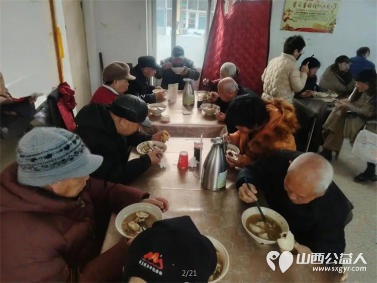 一份免费餐温暖两代人----长治市和平医院墙外的暖心食堂山西省长治市雨花斋二部九年来持续为和平医院住院家属提供免费素食 - 第8张 - 山西公益人 一份免费餐温暖两代人----长治市和平医院墙外的暖心食堂山西省长治市雨花斋二部九年来持续为和平医院住院家属提供免费素食 - 第8张