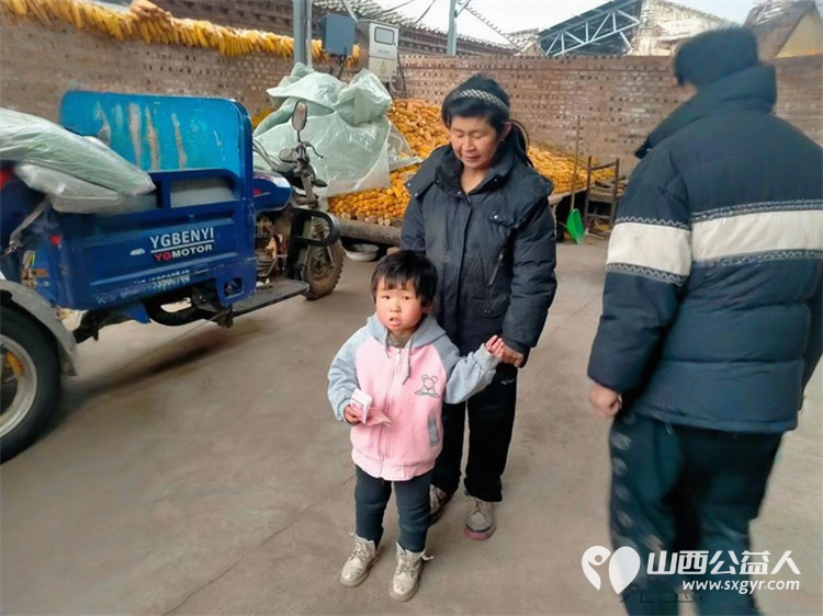 践行公益初心凝聚文明力量----长治圆梦公益深入乡村走进孤寡老人弱智身残贫困学生身边为他们送去生活物资陪他们谈心聊天开展健康关怀与心理慰藉 - 第18张 - 山西公益人 践行公益初心凝聚文明力量----长治圆梦公益深入乡村走进孤寡老人弱智身残贫困学生身边为他们送去生活物资陪他们谈心聊天开展健康关怀与心理慰藉 - 第18张