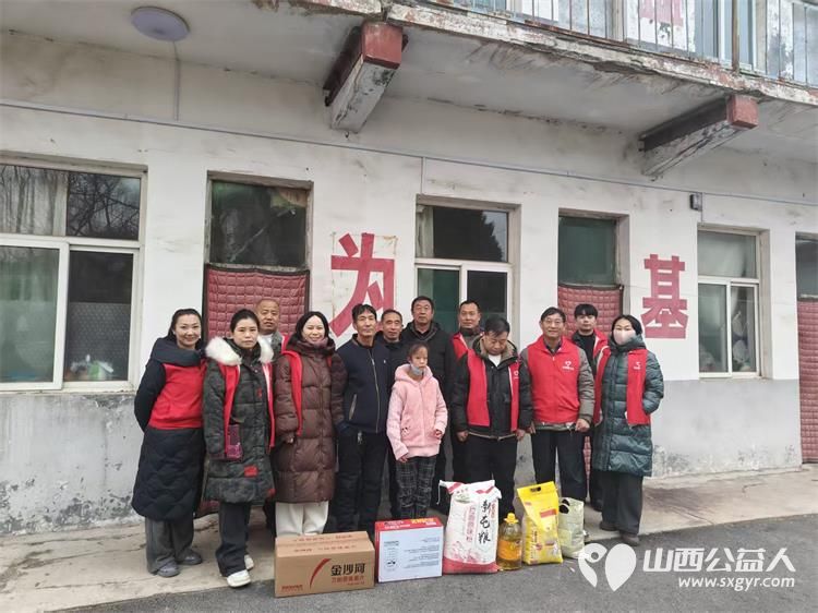 践行公益初心凝聚文明力量----长治圆梦公益深入乡村走进孤寡老人弱智身残贫困学生身边为他们送去生活物资陪他们谈心聊天开展健康关怀与心理慰藉 - 第5张 - 山西公益人 践行公益初心凝聚文明力量----长治圆梦公益深入乡村走进孤寡老人弱智身残贫困学生身边为他们送去生活物资陪他们谈心聊天开展健康关怀与心理慰藉 - 第5张