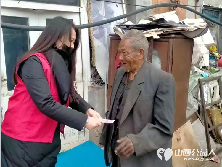 践行公益初心凝聚文明力量----长治圆梦公益深入乡村走进孤寡老人弱智身残贫困学生身边为他们送去生活物资陪他们谈心聊天开展健康关怀与心理慰藉 - 第12张 - 山西公益人 践行公益初心凝聚文明力量----长治圆梦公益深入乡村走进孤寡老人弱智身残贫困学生身边为他们送去生活物资陪他们谈心聊天开展健康关怀与心理慰藉 - 第12张