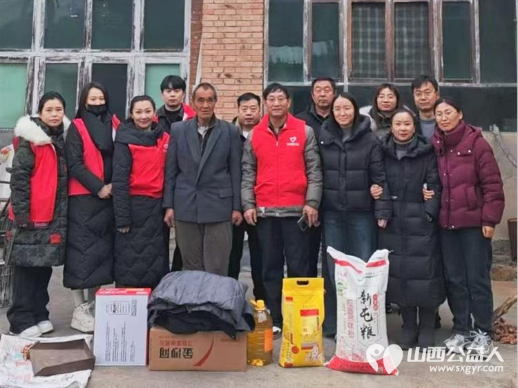 践行公益初心凝聚文明力量----长治圆梦公益深入乡村走进孤寡老人弱智身残贫困学生身边为他们送去生活物资陪他们谈心聊天开展健康关怀与心理慰藉 - 第1张 - 山西公益人 践行公益初心凝聚文明力量----长治圆梦公益深入乡村走进孤寡老人弱智身残贫困学生身边为他们送去生活物资陪他们谈心聊天开展健康关怀与心理慰藉 - 第1张