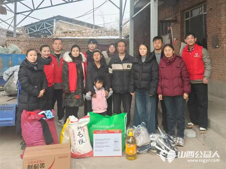 践行公益初心凝聚文明力量----长治圆梦公益深入乡村走进孤寡老人弱智身残贫困学生身边为他们送去生活物资陪他们谈心聊天开展健康关怀与心理慰藉 - 第2张 - 山西公益人 践行公益初心凝聚文明力量----长治圆梦公益深入乡村走进孤寡老人弱智身残贫困学生身边为他们送去生活物资陪他们谈心聊天开展健康关怀与心理慰藉 - 第2张