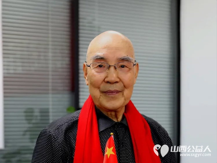 山西省三晋文化交流会红色文化专委会纪念伟大的开国领袖毛泽东主席诞辰132周年暨迎新年座谈会 - 第6张 - 山西公益人 山西省三晋文化交流会红色文化专委会纪念伟大的开国领袖毛泽东主席诞辰132周年暨迎新年座谈会 - 第6张