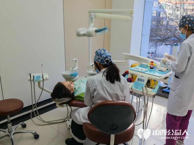 暖阳照龙城齿间传温情----山西省残疾人福利基金会山西省肢残人协会国际残疾人日・口腔健康公益行活动在诺雅口腔温情启幕山西中和坤源生物科技有限公司捐赠豆粉 - 第2张
