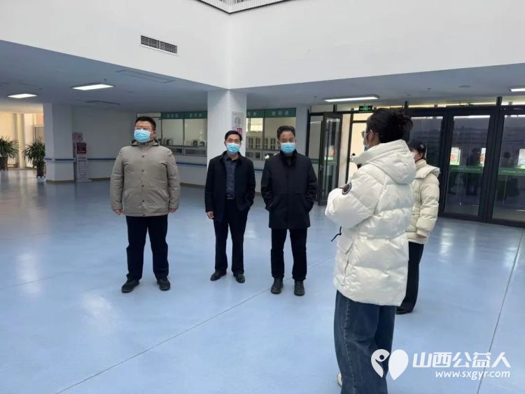 艺暖童心情系未来----山西省话剧院和省文联所属社会组织第三联合党支部赴太原市儿童福利院开展爱心捐赠活动 - 第7张 - 山西公益人 艺暖童心情系未来----山西省话剧院和省文联所属社会组织第三联合党支部赴太原市儿童福利院开展爱心捐赠活动 - 第7张