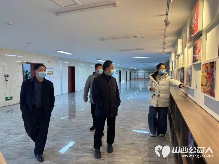 艺暖童心情系未来----山西省话剧院和省文联所属社会组织第三联合党支部赴太原市儿童福利院开展爱心捐赠活动 - 第6张 - 山西公益人 艺暖童心情系未来----山西省话剧院和省文联所属社会组织第三联合党支部赴太原市儿童福利院开展爱心捐赠活动 - 第6张