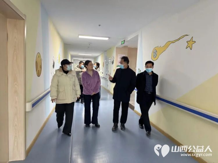 艺暖童心情系未来----山西省话剧院和省文联所属社会组织第三联合党支部赴太原市儿童福利院开展爱心捐赠活动 - 第5张 - 山西公益人 艺暖童心情系未来----山西省话剧院和省文联所属社会组织第三联合党支部赴太原市儿童福利院开展爱心捐赠活动 - 第5张