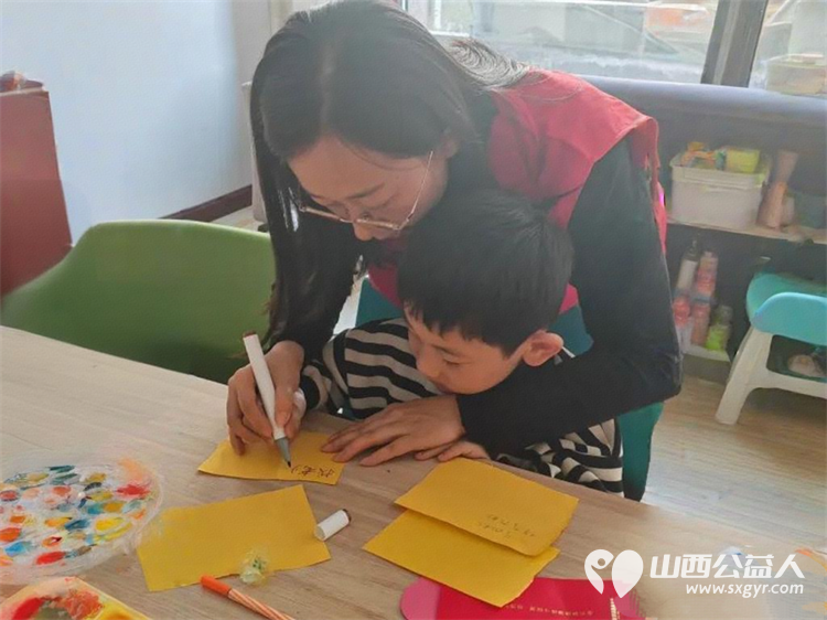 吕梁市离石区青年志愿者协会联合尉汾路社区开展共青团伙伴计划“团团活力圈”社区示范项目精心策划并开展了四场心理健康护航行动 - 第7张