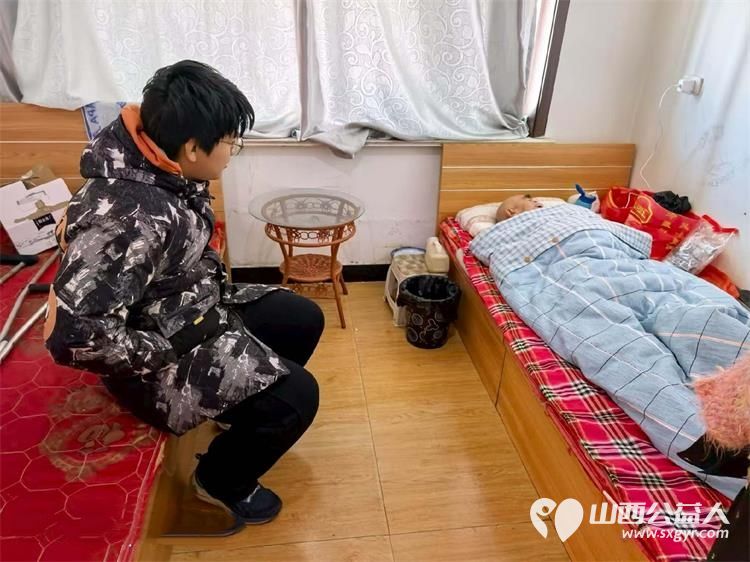 太原市龙城义工走进寿阳县石河村天天敬老院包饺子陪伴活动给老人们一个新年期盼和安慰 - 第8张 - 山西公益人 太原市龙城义工走进寿阳县石河村天天敬老院包饺子陪伴活动给老人们一个新年期盼和安慰 - 第8张