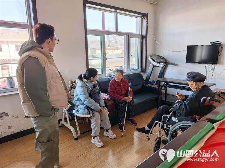 太原市龙城义工走进寿阳县石河村天天敬老院包饺子陪伴活动给老人们一个新年期盼和安慰 - 第4张 - 山西公益人 太原市龙城义工走进寿阳县石河村天天敬老院包饺子陪伴活动给老人们一个新年期盼和安慰 - 第4张