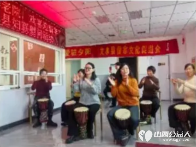 情暖桑榆巾帼送暖----文水县妇联走进文水县中医院医养中心开展关爱慰问活动为老人们送上了热气腾腾的饺子和满满的新年祝福 - 第4张