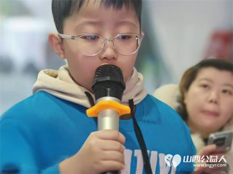 太原市儿童友好促进会儿童义工团的小志愿者们2026年元旦给环卫工人送上一杯暖暖的奶茶 - 第26张