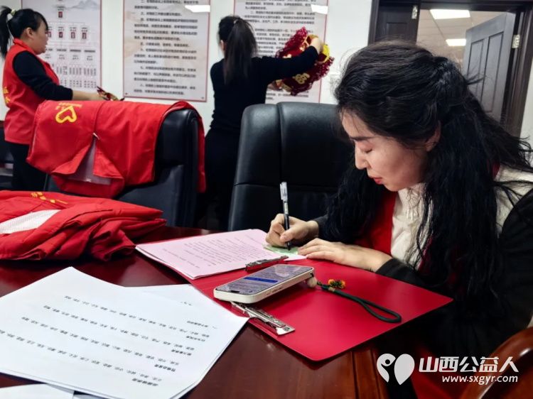 柔韧之光·共织未来----吕梁市离石区青年志愿者协会妇联这场座谈会燃爆冬日温暖启航颁奖典礼是对巾帼英雄们最真挚的敬意 - 第30张