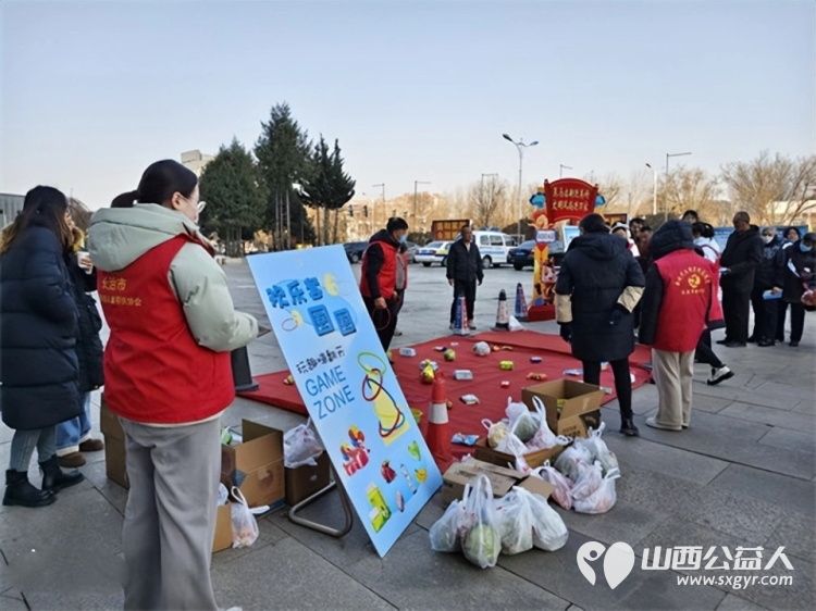 长治市阳光困境儿童帮扶协会组织志愿者参加常青街道志愿服务展示活动有防诈知识宣传急救知识讲解有义务理发有眼科与牙科义诊服务 - 第11张 - 山西公益人 长治市阳光困境儿童帮扶协会组织志愿者参加常青街道志愿服务展示活动有防诈知识宣传急救知识讲解有义务理发有眼科与牙科义诊服务 - 第11张