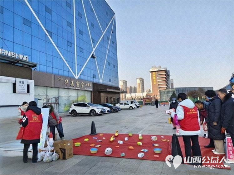 长治市阳光困境儿童帮扶协会组织志愿者参加常青街道志愿服务展示活动有防诈知识宣传急救知识讲解有义务理发有眼科与牙科义诊服务 - 第9张 - 山西公益人 长治市阳光困境儿童帮扶协会组织志愿者参加常青街道志愿服务展示活动有防诈知识宣传急救知识讲解有义务理发有眼科与牙科义诊服务 - 第9张