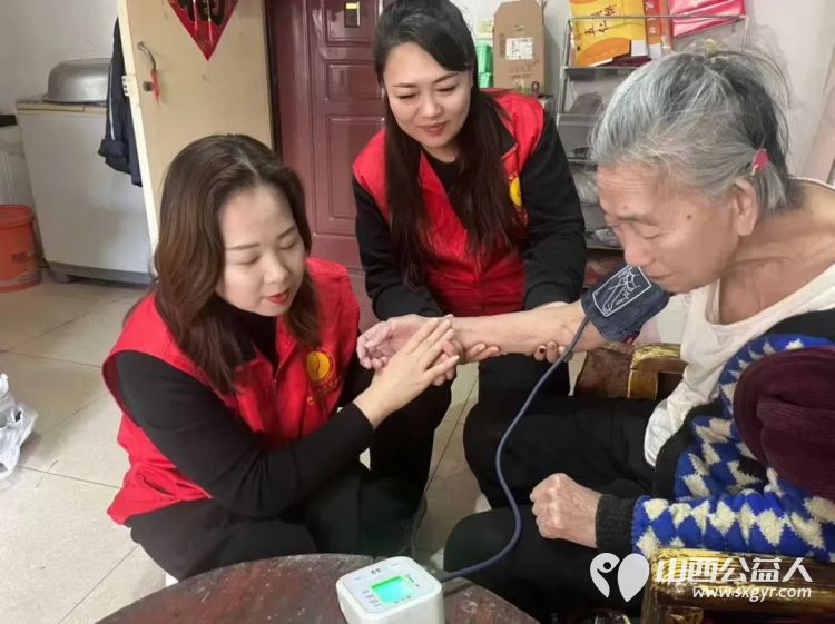 2025年12月阳泉市义工联一如既往的开展幸福家园敬老服务14位服务对象提供了志愿服务服务守护老人们的幸福晚年 - 第5张