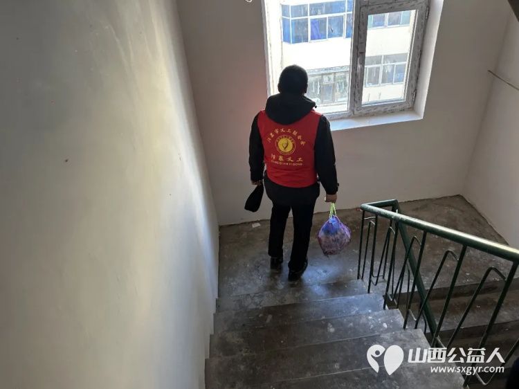 2025年12月阳泉市义工联一如既往的开展幸福家园敬老服务14位服务对象提供了志愿服务服务守护老人们的幸福晚年 - 第31张